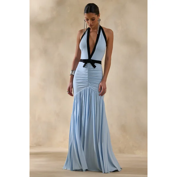 Cosmina | Robe longue bleu poudré à encolure plongeante avec détail nœud