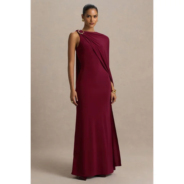 Cressida | Robe longue bordeaux à encolure asymétrique avec cape