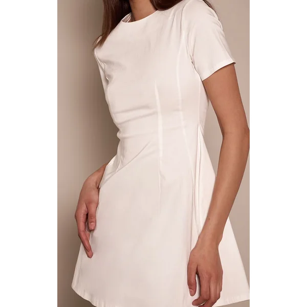 Crème Robe Droite À Manches Courtes