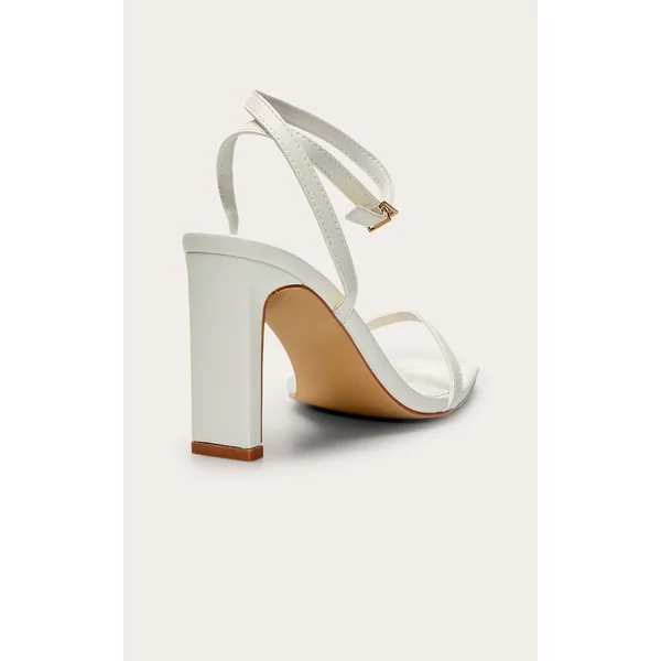 Crème Sandale Minimaliste À Bout Carré Et Talon Bloc Fin