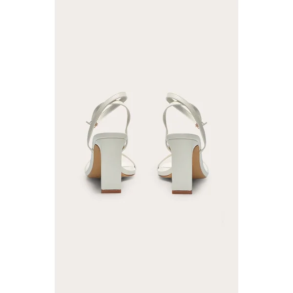 Crème Sandale Minimaliste À Bout Carré Et Talon Bloc Fin