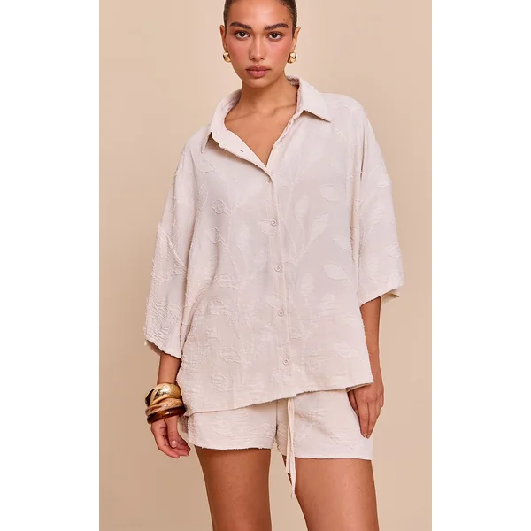 Crème Short Fluide Brodé À Motifs Floraux