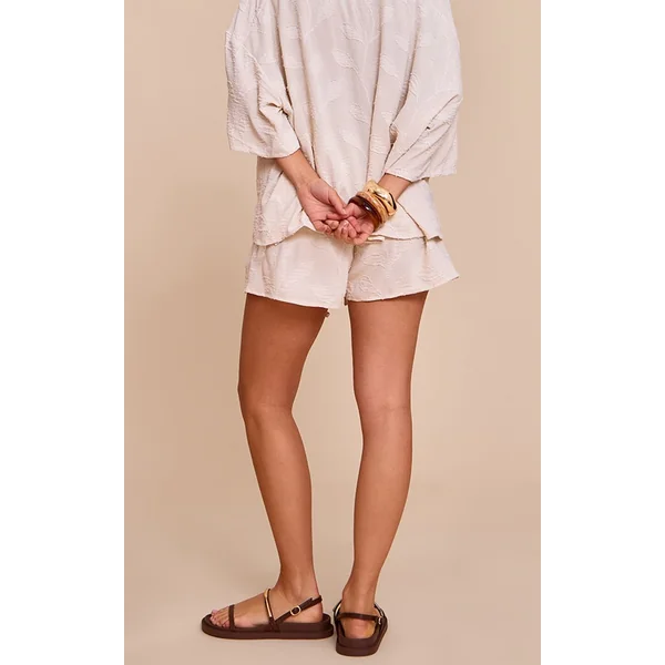 Crème Short Fluide Brodé À Motifs Floraux