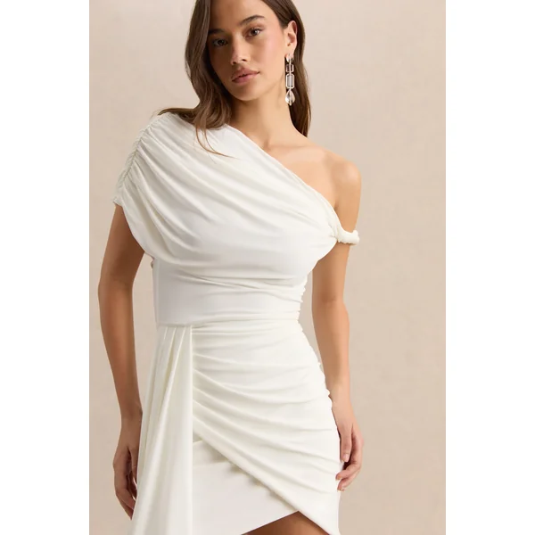 Dalina | Mini-robe blanche à encolure asymétrique avec détail écharpe