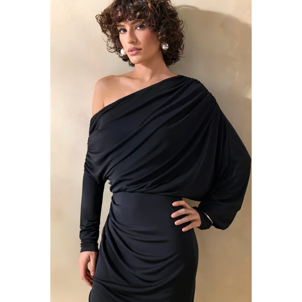 Dalissa | Robe mi-longue noire à encolure asymétrique avec détails drapés