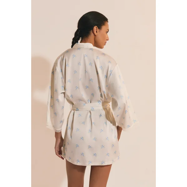 Déshabillé de pyjama satiné à motifs fleuris