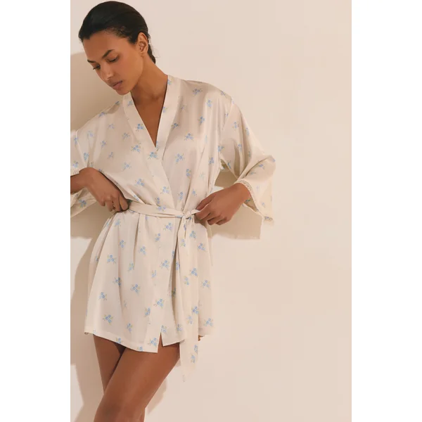 Déshabillé de pyjama satiné à motifs fleuris
