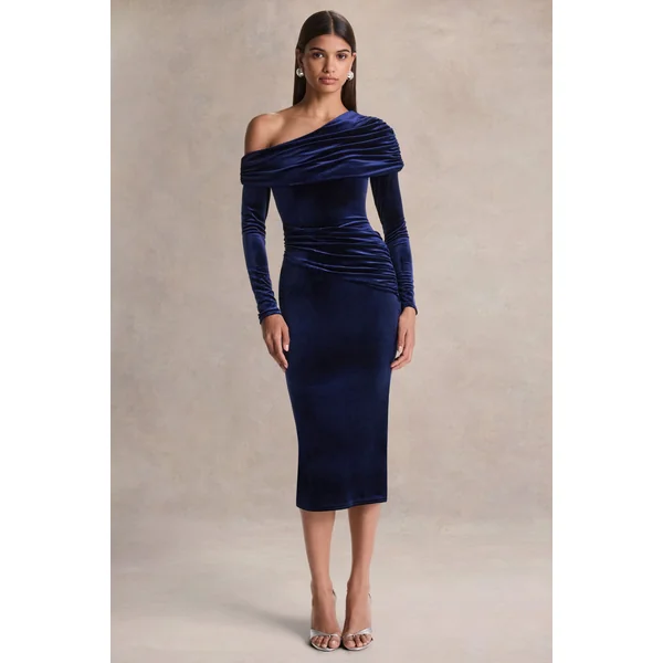 Eirene | Robe mi-longue en velours bleu à encolure asymétrique