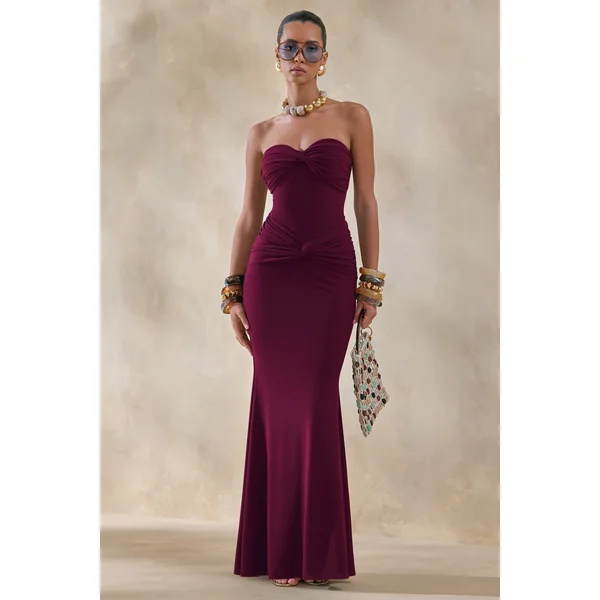 Elodia | Robe longue bordeaux à décolleté bandeau avec détails froncés