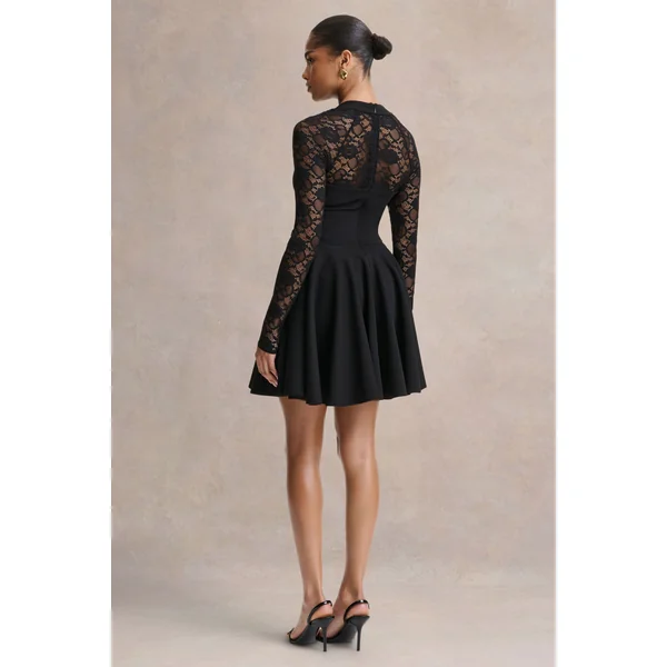 Elowen | Mini-robe noire à encolure carrée avec manches en dentelle