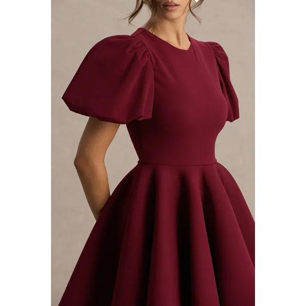 Emelia | Robe patineuse bordeaux à manches ballon