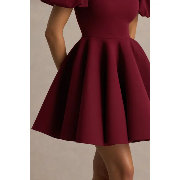 Emelia | Robe patineuse bordeaux à manches ballon
