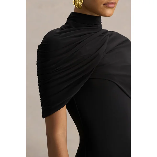 Enchant | Robe mi-longue noire asymétrique avec cape torsadée