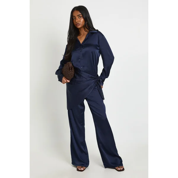 Ensemble Coordonné Chemise Et Pantalon En Satin Avec Taille Nouée