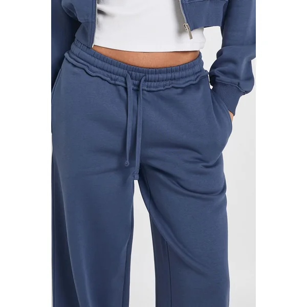 Ensemble De Jogging Sweat-shirt Ajusté Col Cheminée Et Pantalon Droit