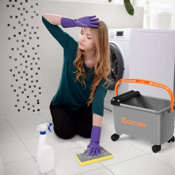 Ensemble Seau de Nettoyage Roulant 20 L avec Crépine Ventouse de Tuile et 2 Plaques de Nettoyage 50x27x27cm Gris
