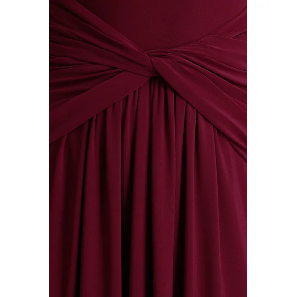 Estrella | Robe longue à haute encolure bordeaux avec détails froncés