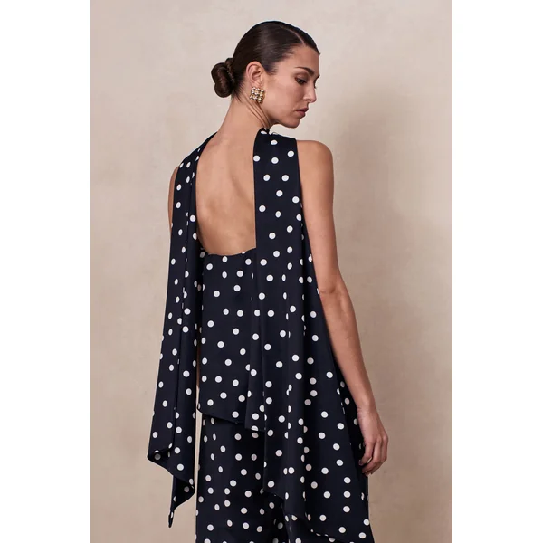 Evandra | Haut bandeau en satin à pois noirs et blancs avec écharpe