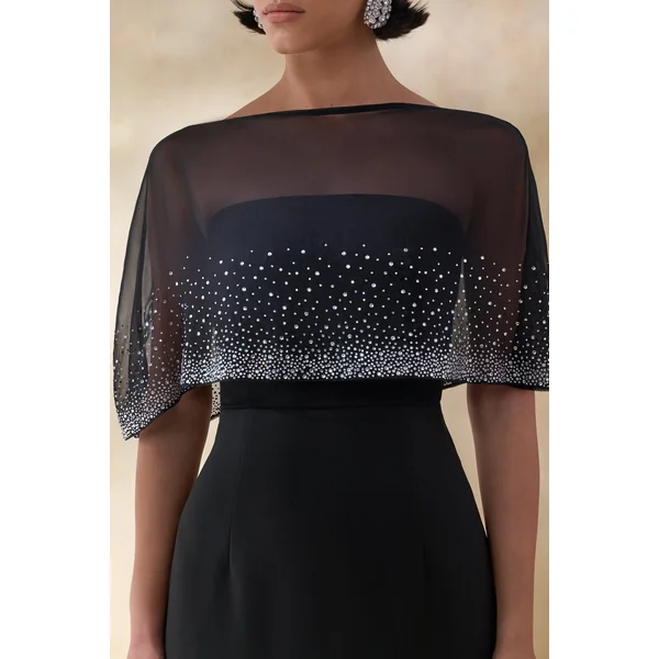 Everly | Robe longue noire à cape ornée à la main