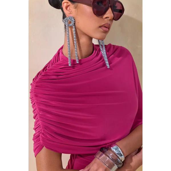 Farrah | Mini-robe drapée rose vif à col haut avec ceinture