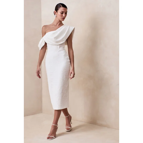 Farvera | Robe mi-longue blanche en dentelle à encolure asymétrique drapée