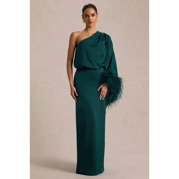 Felicity | Robe longue en satin sarcelle à encolure asymétrique avec finitions en plumes