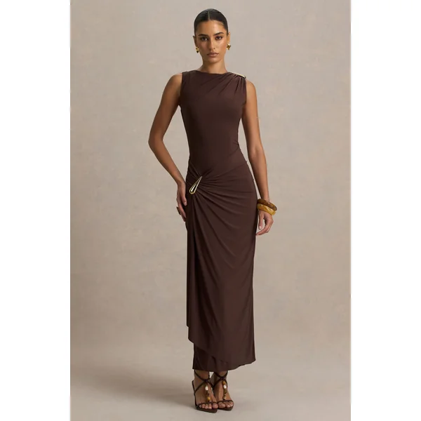 Fiora | Robe longue marron à col montant avec détails métalliques