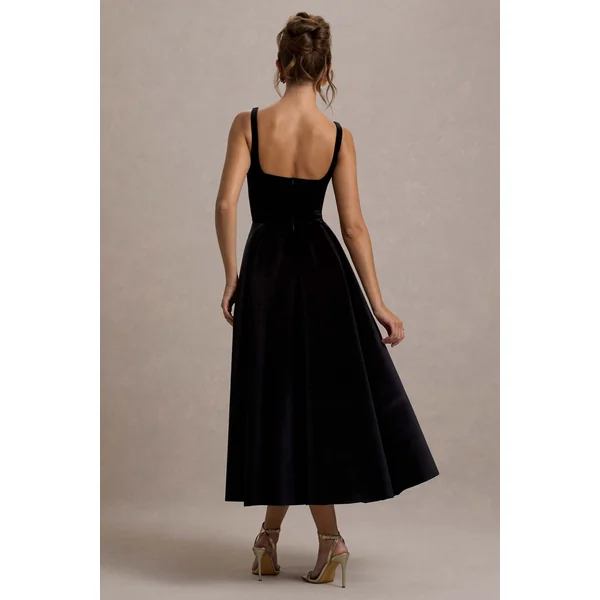 Francisca | Robe Mi-Longue à Bretelles en Velours Noir avec Longueur Volumineuse