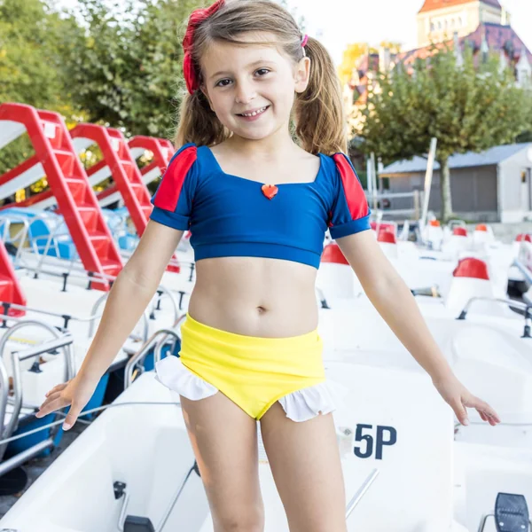 Girls' princess two-piece swimsuit