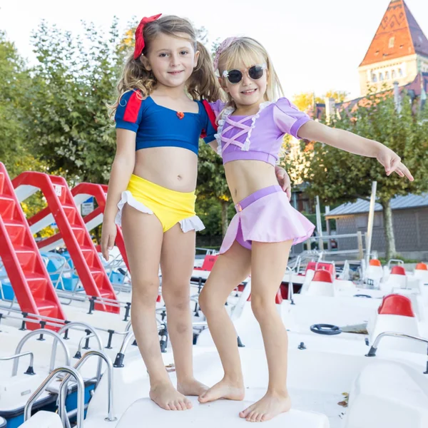 Girls' princess two-piece swimsuit