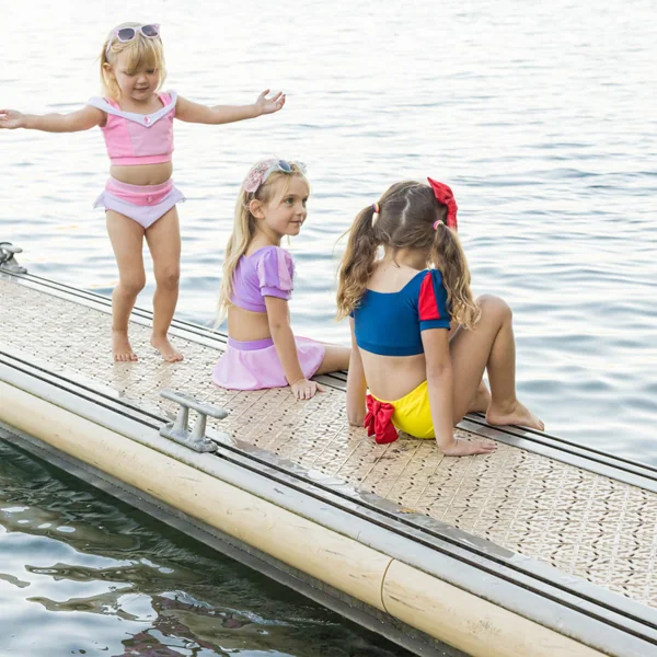 Girls' princess two-piece swimsuit