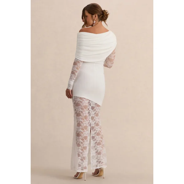 Giuliana | Robe longue de grossesse blanche à encolure asymétrique avec détails en dentelle