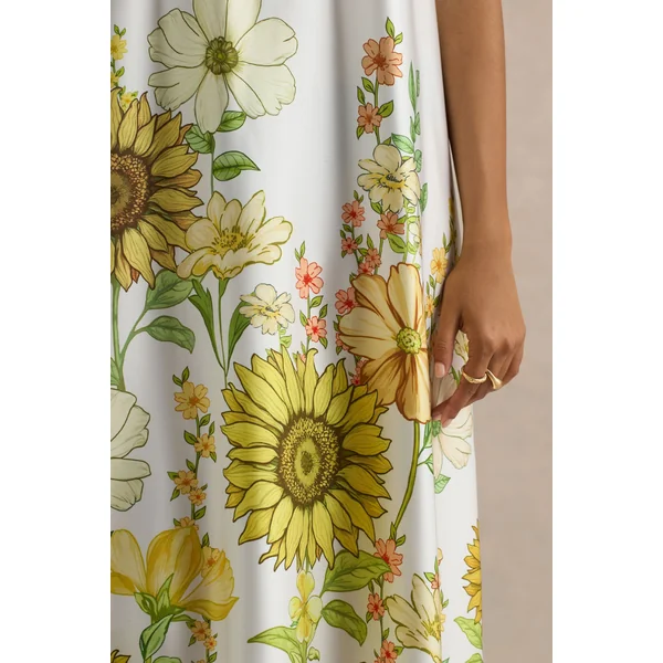 Glide | Robe longue en satin à col montant et imprimé tournesol