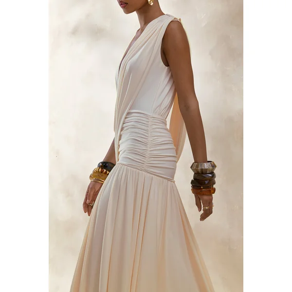Glorina | Robe Longue Crème Décolleté-Plongeant Avec Détail-Drapé