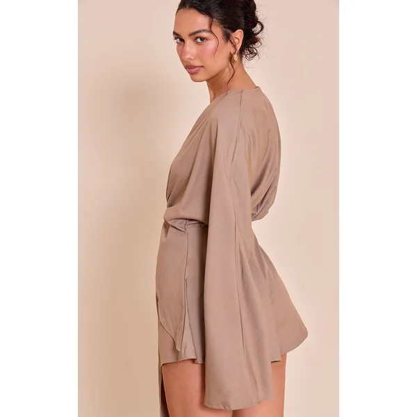 Gris Champignon Combinaison-short Drapée À Décolleté Plongeant Avec Détails De Passepoil Tissé