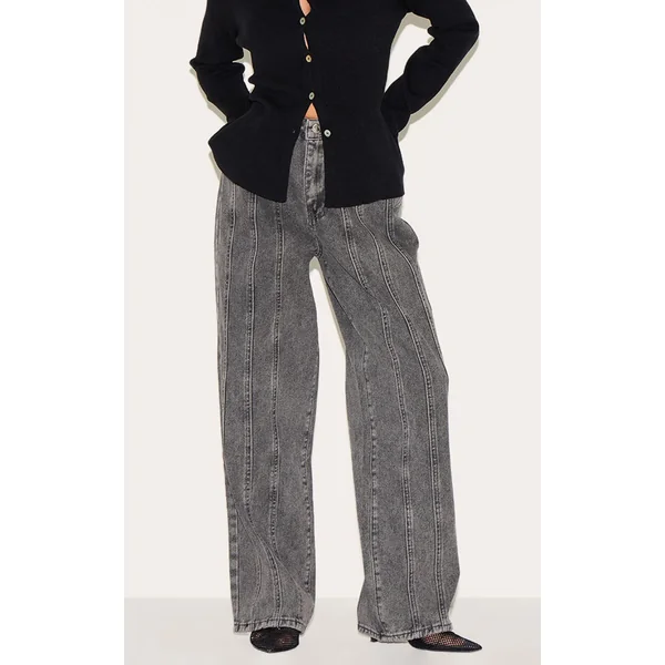 Gris Jean En Denim Petite Avec Détails De Coutures Et Bretelles Ajustables