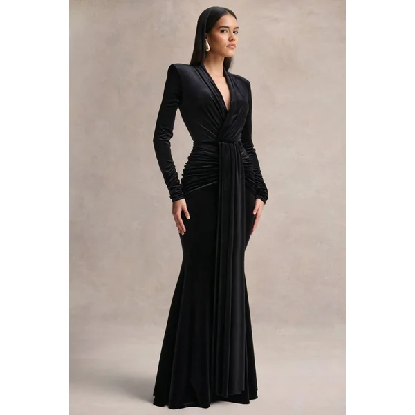 Halima | Robe longue noire en velours à décolleté plongeant avec détails froncés