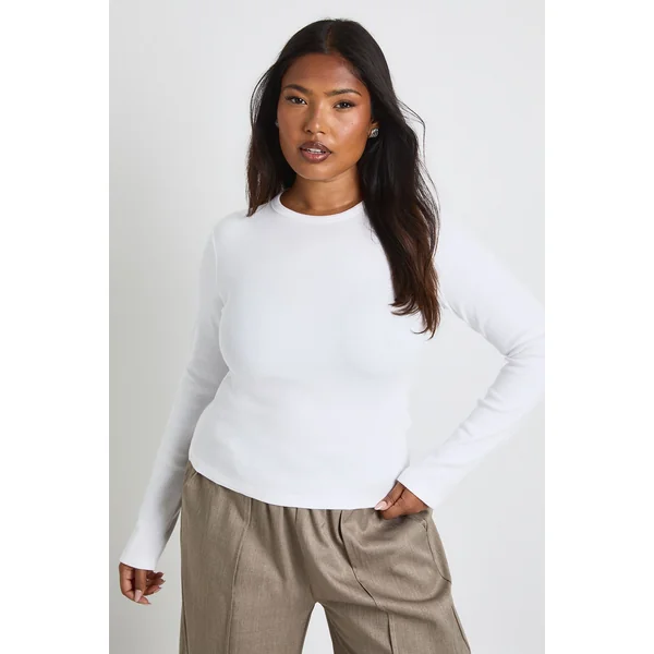 Haut longline ajusté à manches longues en maille côtelée Plus Basic