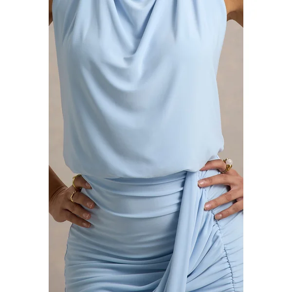 Hayden | Robe Longue Bleue à Col Montant Drapée avec Fente