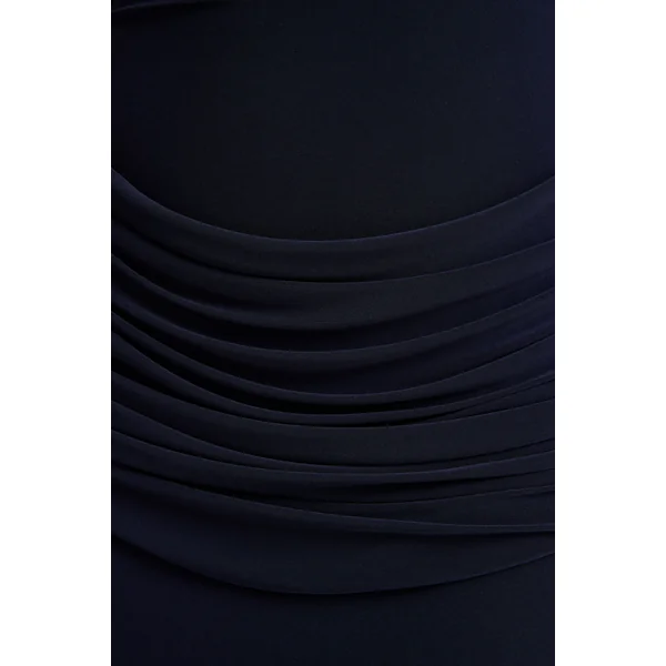Hesperia | Robe longue bleu marine à col haut avec détails drapés et écharpe