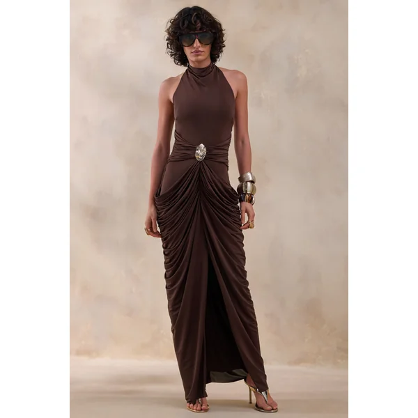 Horizon | Robe longue marron à col montant avec détails drapés