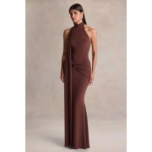 Hyla | Robe longue marron à encolure haute avec détail de pan fluide