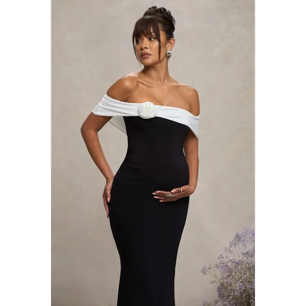In Bloom | Robe longue de maternité noire et blanche à encolure bardot et fleur