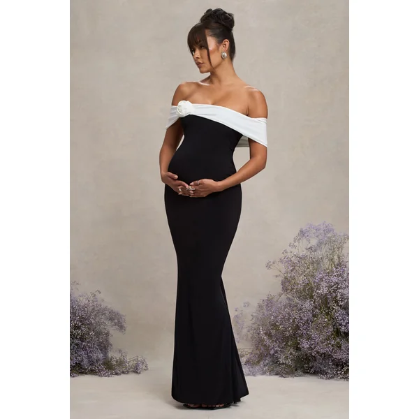 In Bloom | Robe longue de maternité noire et blanche à encolure bardot et fleur