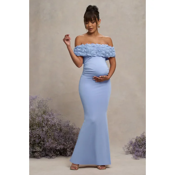 Inflorescence | Robe Longue de Maternité Bleu Poudré à Encolure Bardot et Fleurs en Mesh