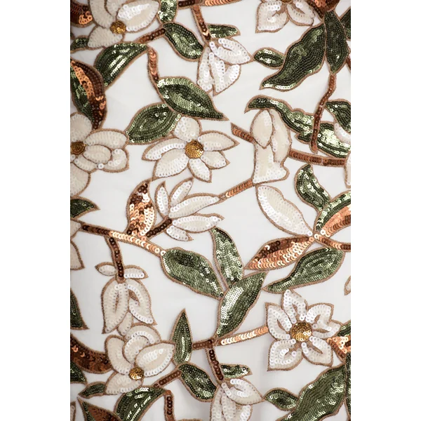 Iony | Robe longue blanche et verte asymétrique à encolure ornée de sequins en tulle et à motif floral