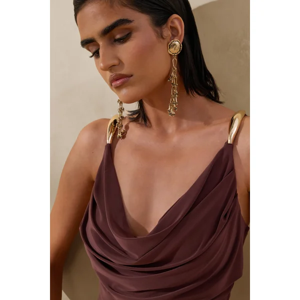 Iridessa | Robe longue brune à décolleté plongeant