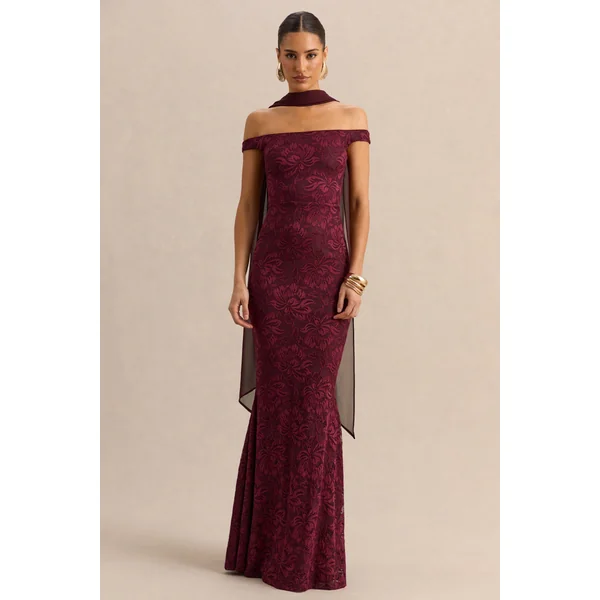 Iselle | Robe longue bordeaux en dentelle à encolure Bardot avec détail écharpe