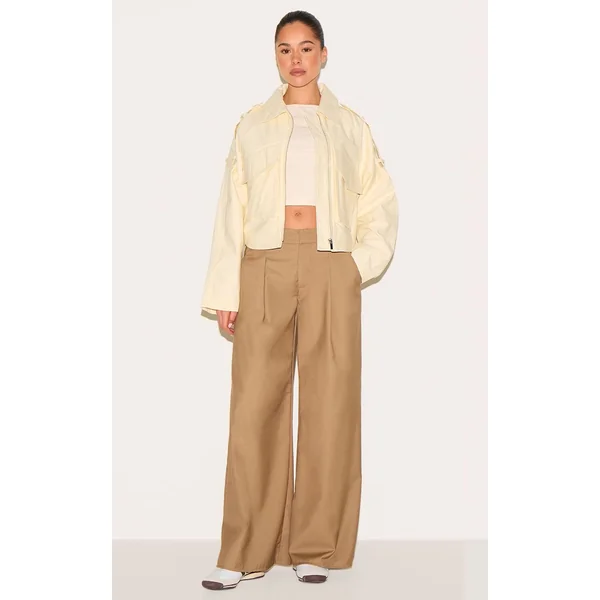 Jaune Pâle Veste Courte Zippée Jaune Beurre Avec Détails Trench
