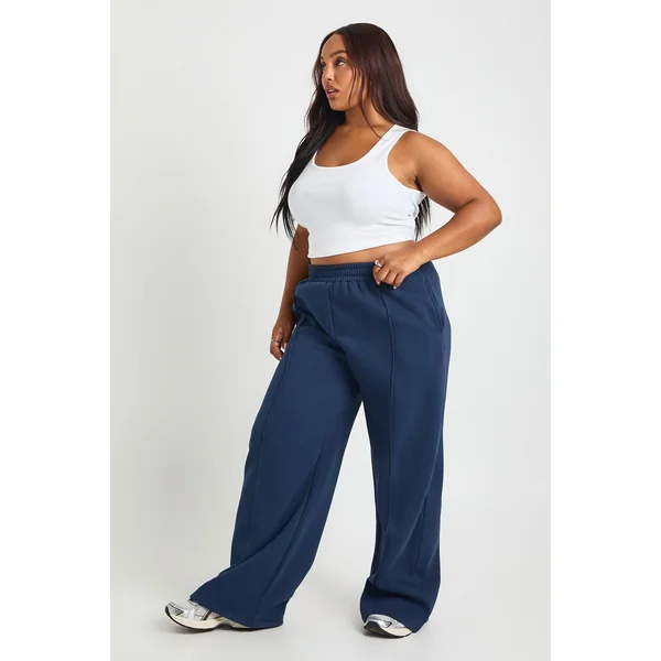 Jogger droit basique Plus Core avec détails pintuck